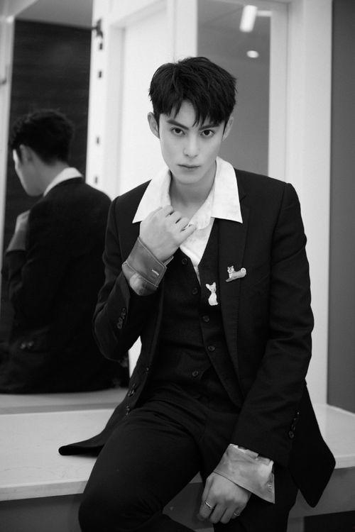 王鹤棣去泰国最新爆料,揭秘异国风情与幕后花絮